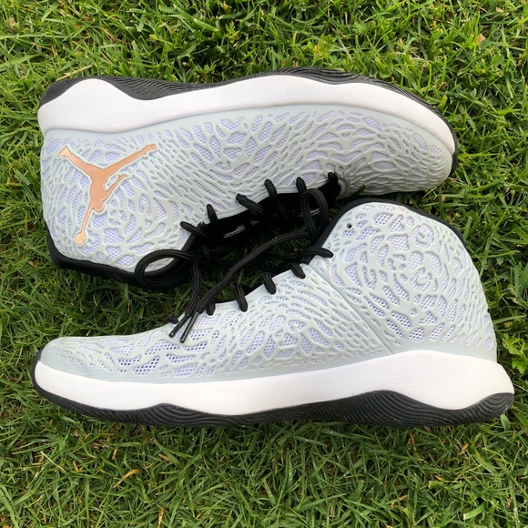 ❌SOLD❌MENS JORDANS ULTRAFLY JIMMY BUTLER - Picture 2 of 8